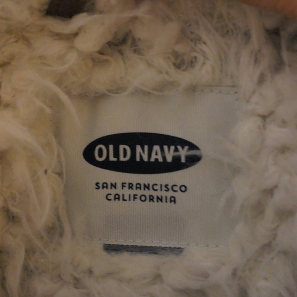OLD NAVY Faux fur vest XXL - Picture 2 of 3